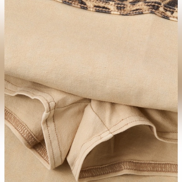 American Eagle AE It Knit Leopard Skort - Picture 5 of 6